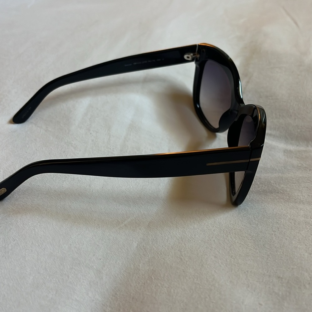 Tom Ford Sunglasses - Picture 5 of 12